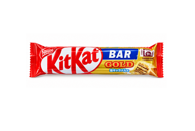 Kit Kat Gold Salted Caramel Chocolate Bar (35G)