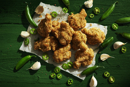 Calbee Potato Chips KFC Green Hot Wings Flavor (62G) [Best Before Date: 2026.12]